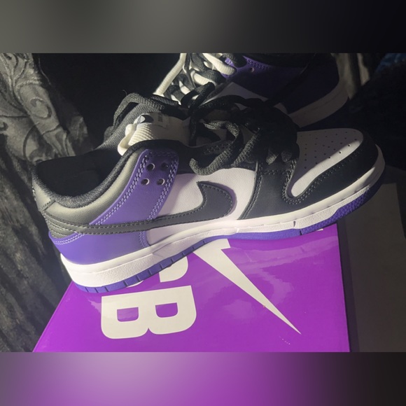 Nike SB Dunk Low - Picture 6 of 9